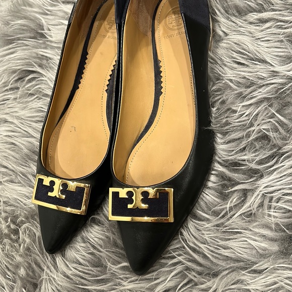 Tory Burch Black and Navy Flats with Gold Accent - Picture 7 of 7